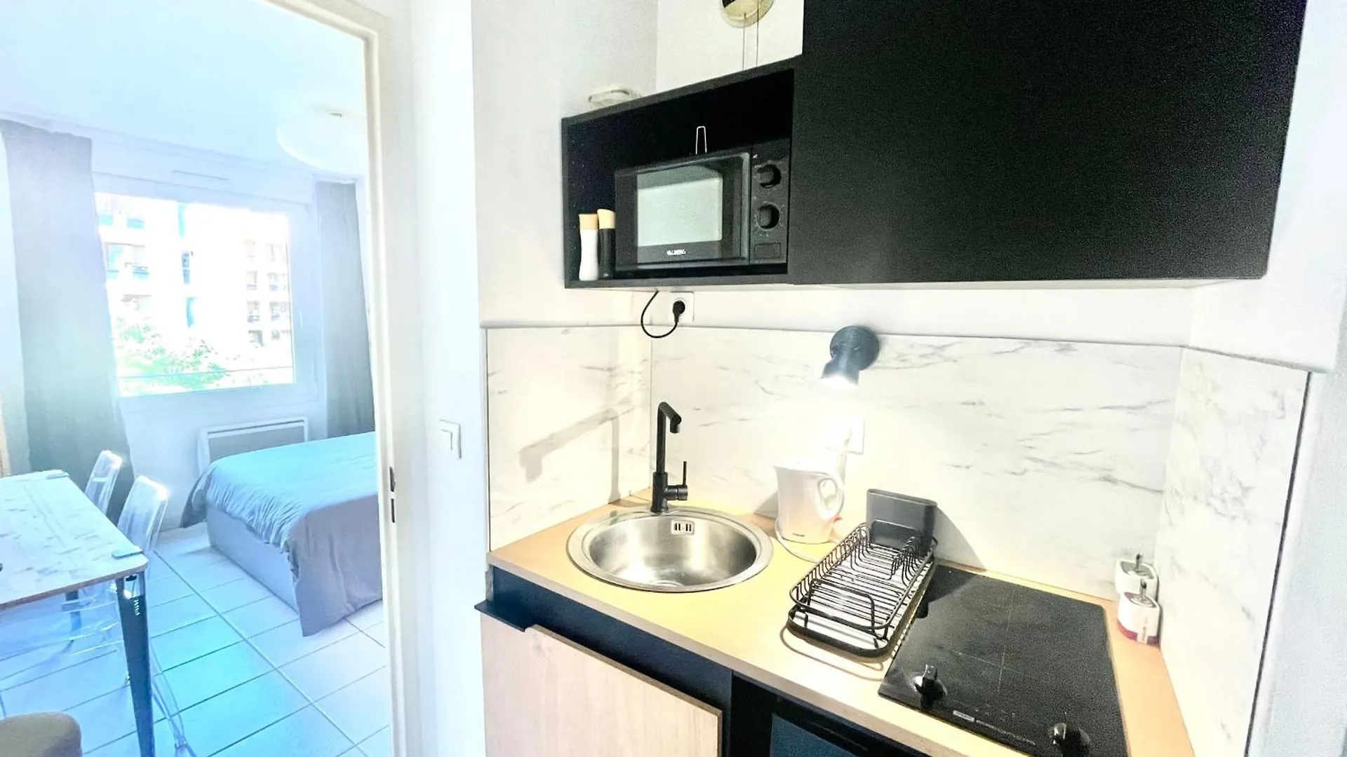 Beautiful Studio For 2 In Downtown Aix-en-Provence